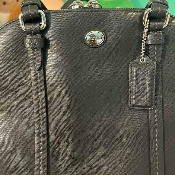 Coach Handbag - Picture 5 of 7